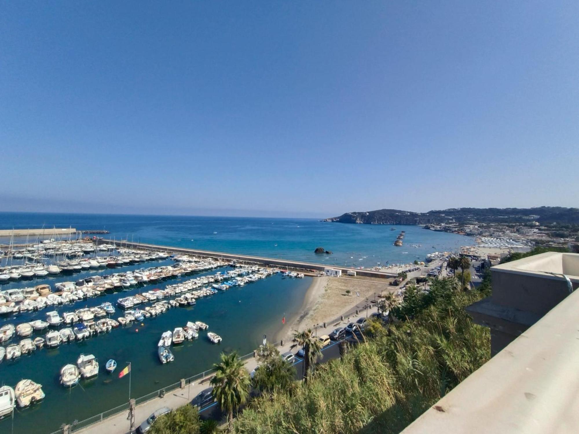 Bed & Breakfast Relais Raffaele By Emilia Ischia