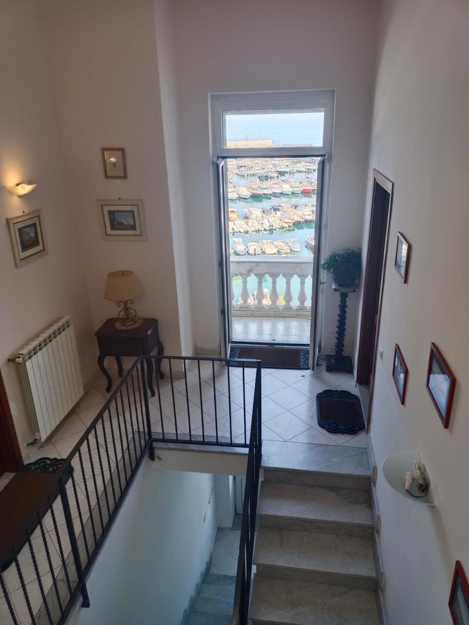 Relais Raffaele By Emilia Bed & Breakfast